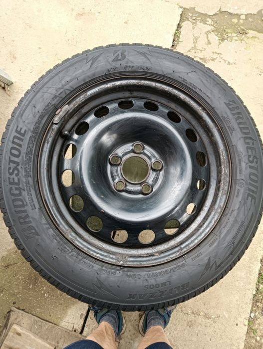 Roți jante și cauciucuri iarnă Ford