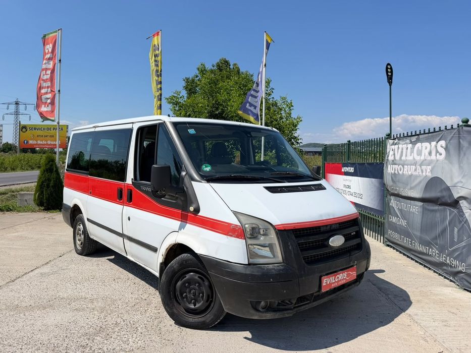 Ford Transit 9 Locuri/ 2.2 diesel/ Stare buna