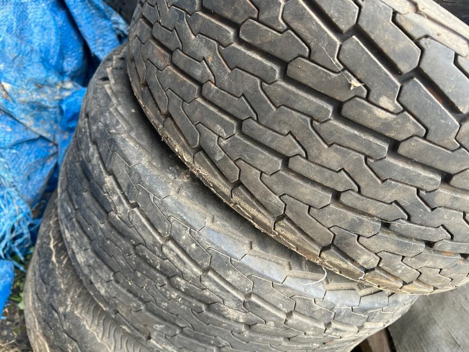 Гуми с джанти  20.5×8.0-10