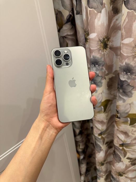 Iphone 15 pro max 256 gb Tutanium