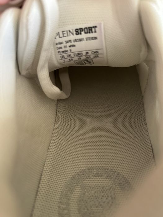 Дамски бели маратонки Plein Sport 39 номер