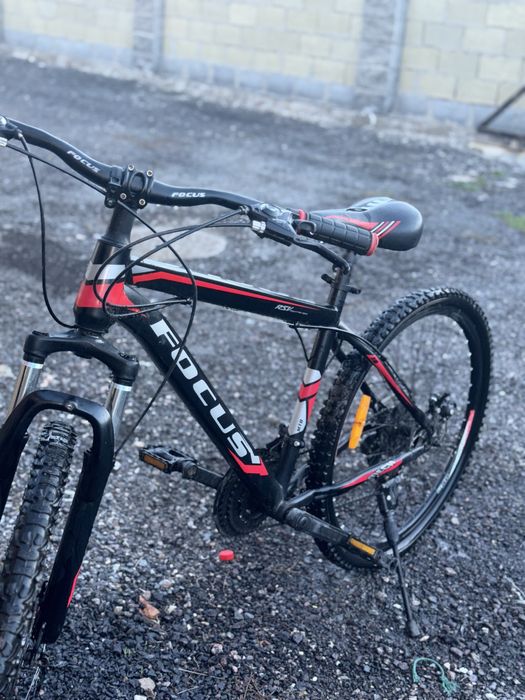 велосипед скоростной в хорошем состоянии