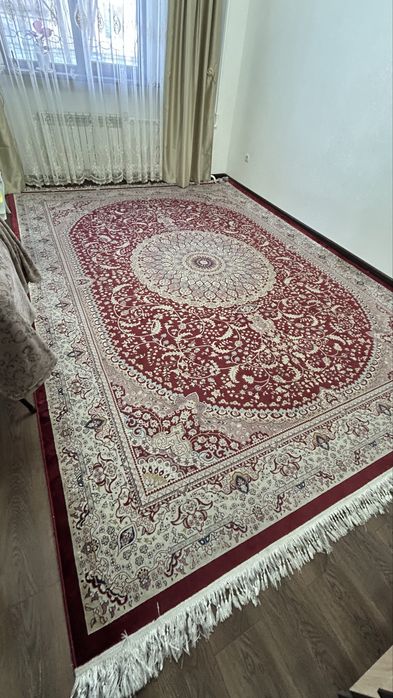 продам ковер 3 на 4