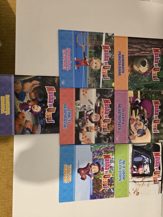 Carti noi Masha si Ursul