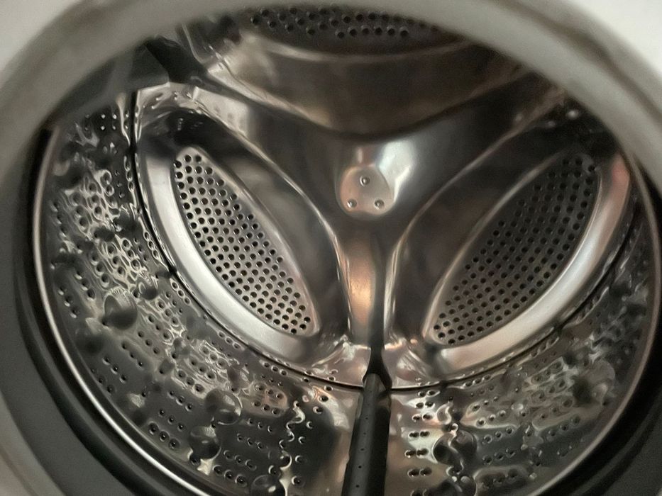 Продам стиральную машину