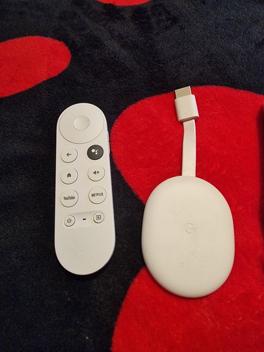 Chromecast Google Tv
PRET FIX!
Chromecast Google Tv 4k Original
Ca nou! GARANTEZ Functionare 100%
Se vinde pachetul COMPLET 4k!!!
Chromecast Google Tv