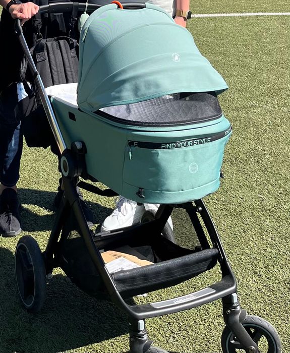 Бебешка количка Chipolino Elite 3в1