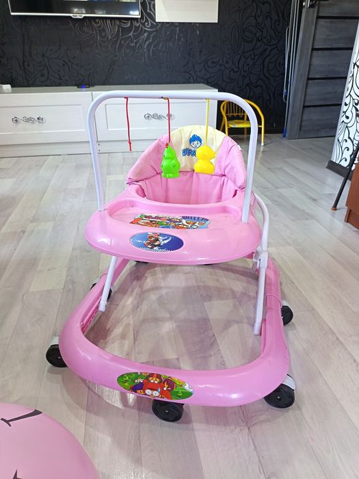 Продам детские ходунки и качалку