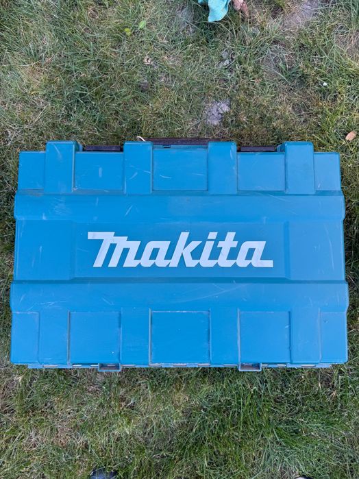 Продаю перфоратор