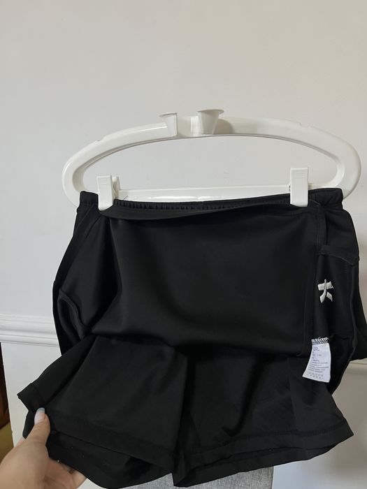 Продаю теннисные юбки