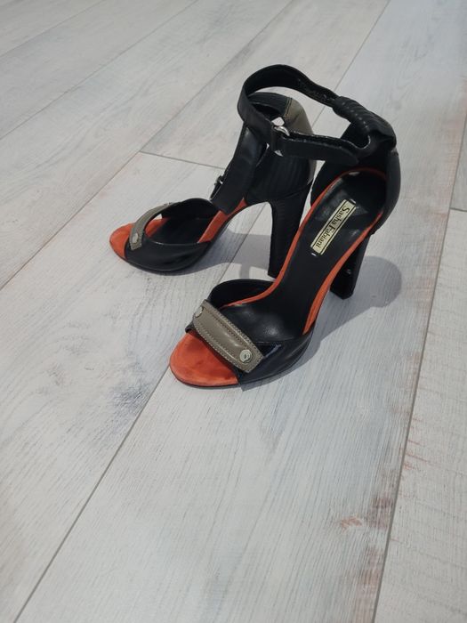 Продам ботинки, лоферы, кроссовки