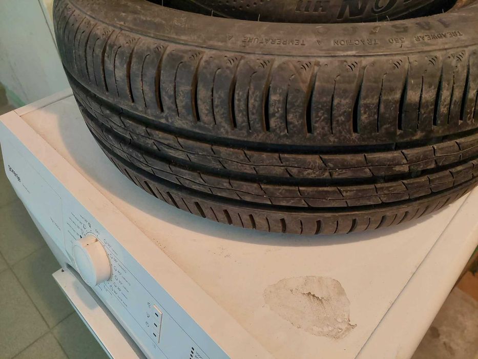 Летни автомобилни гуми