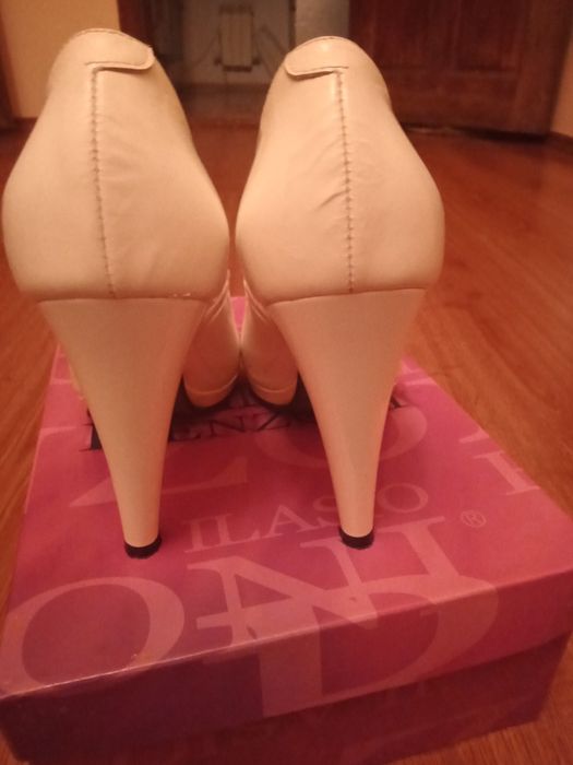Продам Итальянские туфли