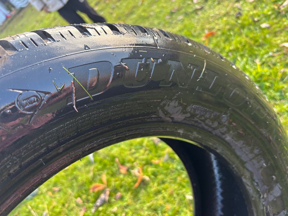 Dunlop Winter Sport 215 / 60 R16 карани 2 месеца