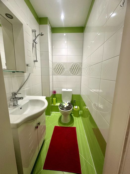 Тристаен апартамент за продажба в тухлена сграда