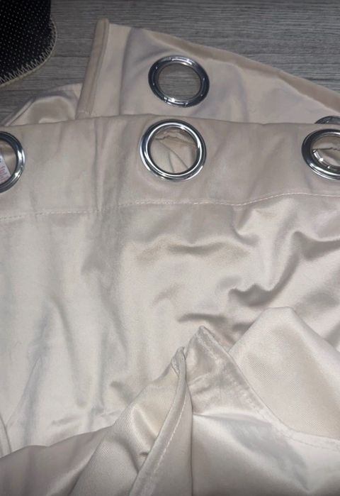 Draperii catifea crem cu perdea cadou