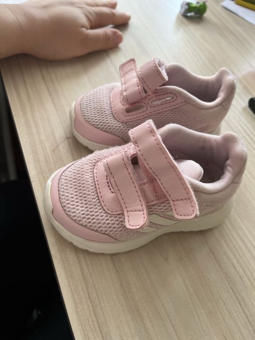 Адидас маратонки