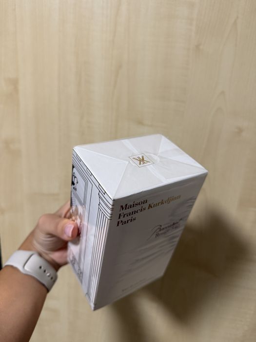 Parfum Baccarat Sigilat