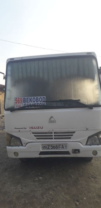 Isuzu  gaz 2011 np26