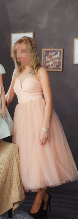 Продам платье 42 размер