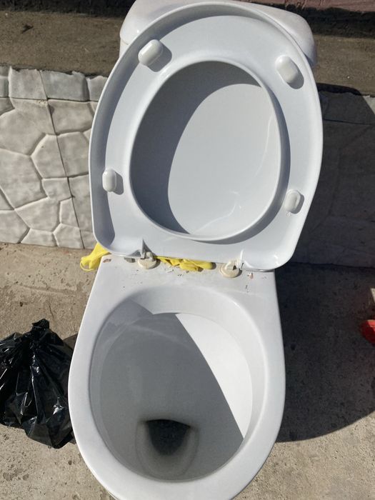 Продам раковина и унитаз
