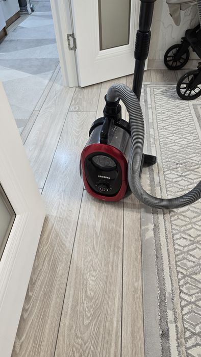 Продам пылесос Samsung