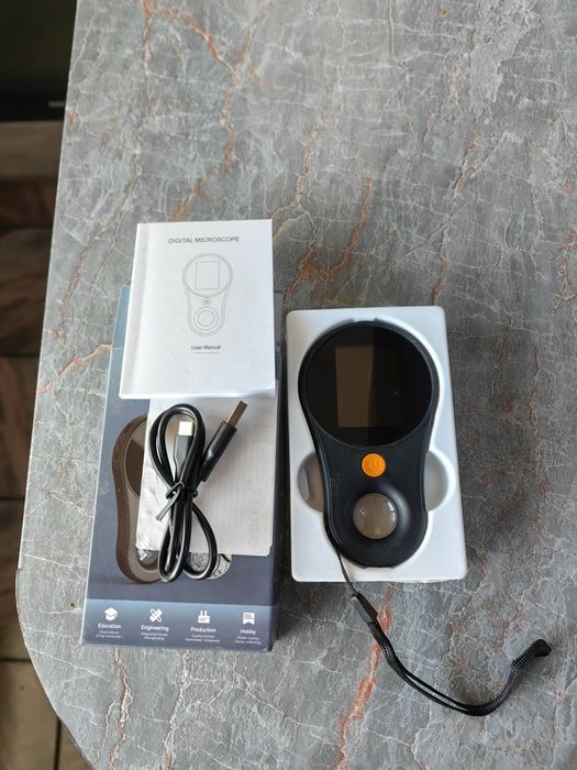 Дигитална лупа с дисплей