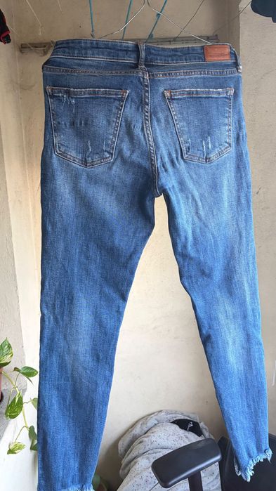 Blugi Zara premium denim collection