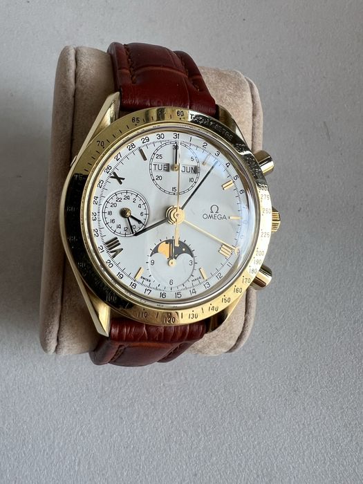 18 k aur Omega Speedmaster Moonphase,Triple Date ref. 175.0034 cal.1150