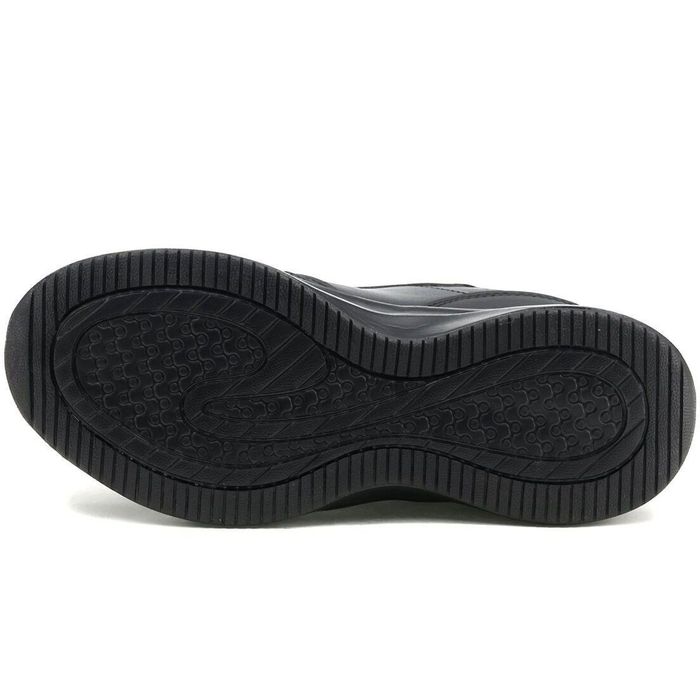 Кроссовки со скидкой