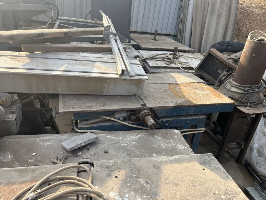 станок двухпильный