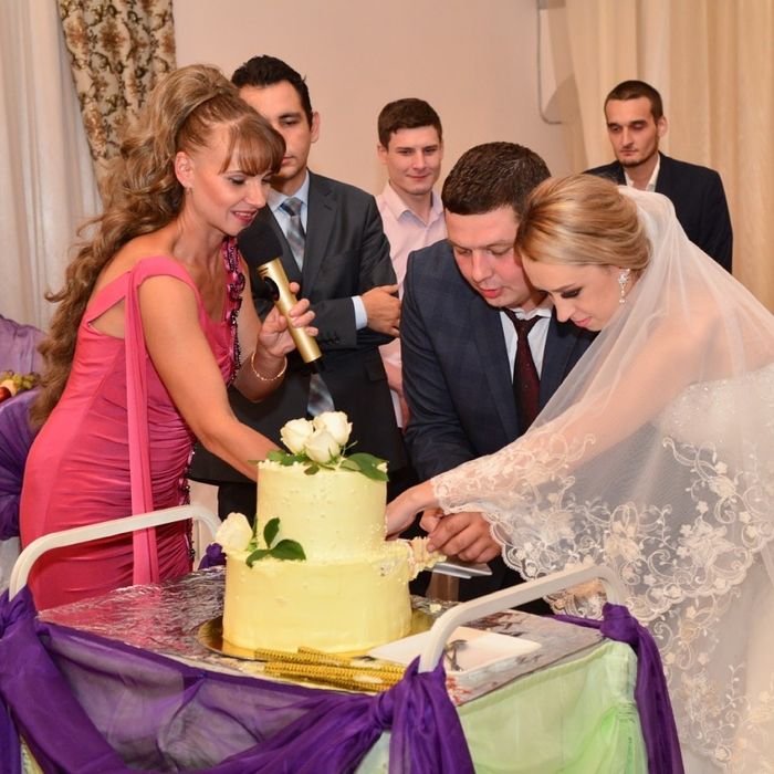 Ведущая - тамада на торжество