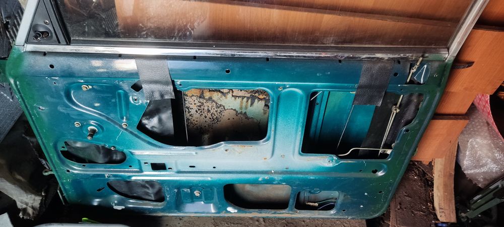 Продам дверь от ваз 2107