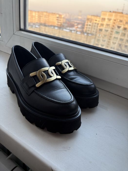 Лоферф ботинки женские