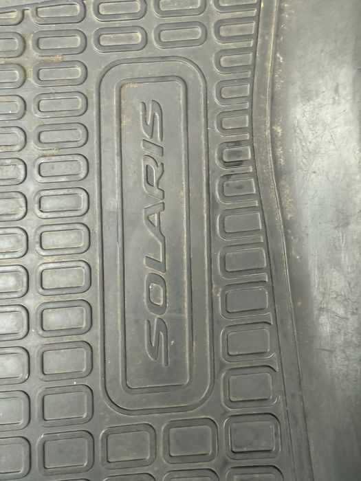 Продам коврики на хюндай