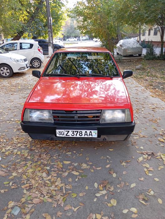 Автомобиль Ваз 2108