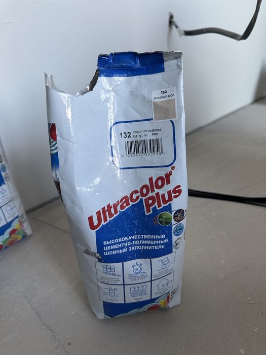 Затирка Mapei Ultracolor Plus