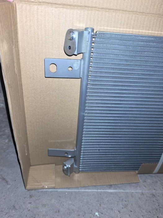 Peugeot 308 T9 Радиатор климатик