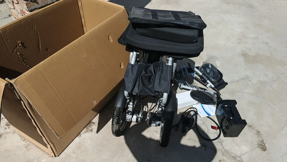 Nogironlar aravasi elektron