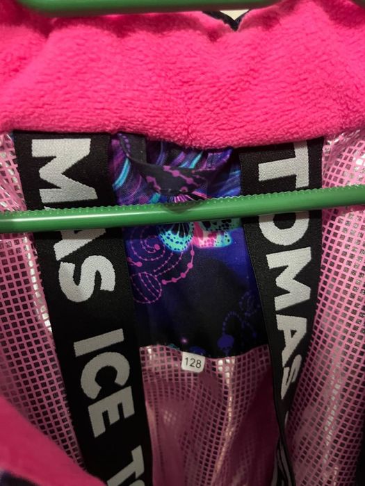 Продам крутой комбинезон для девочки