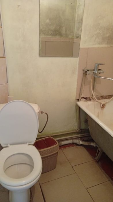 Продам 2х комнатную центре