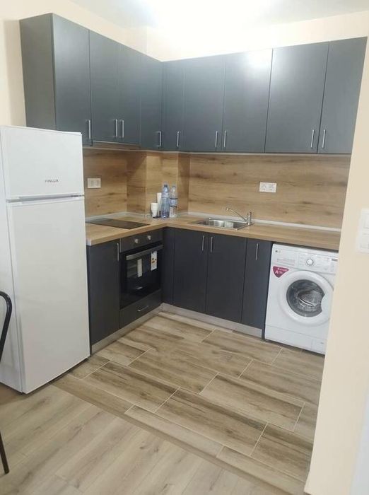 Дава се под наем Двустаен апартамент в Пловдив, Център - 65 кв.м за 450 € - Снимка #1