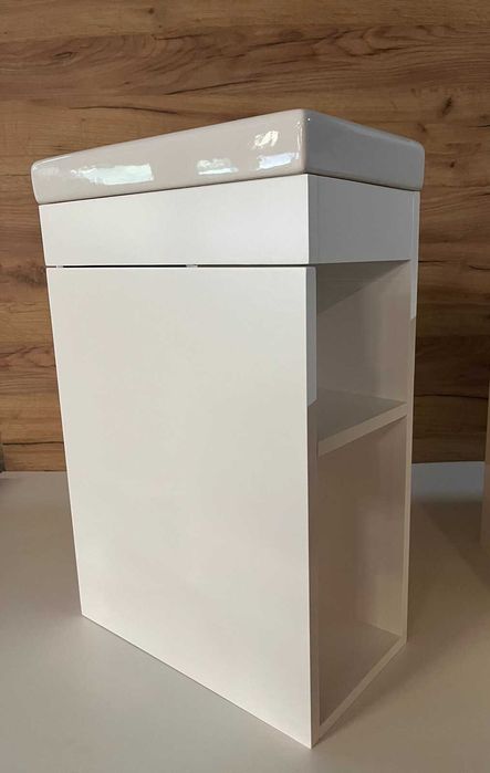 Шкаф за Баня . Мебели за Баня