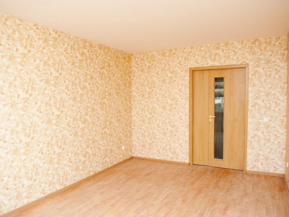 Малярные работы обои