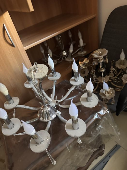 Продается люстры