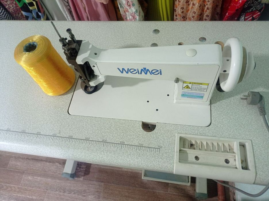 POPOP mashinkasi (kiyimga pat urish uchun)