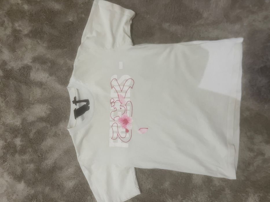 Тениска vlone.