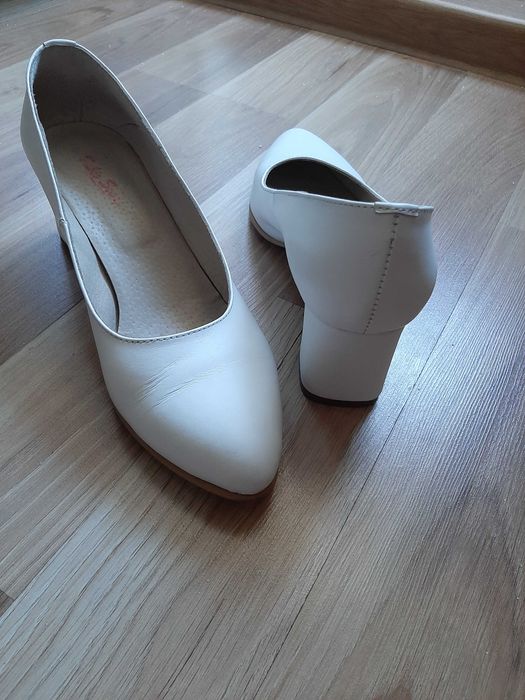 Pantofi mireasa culoare alba