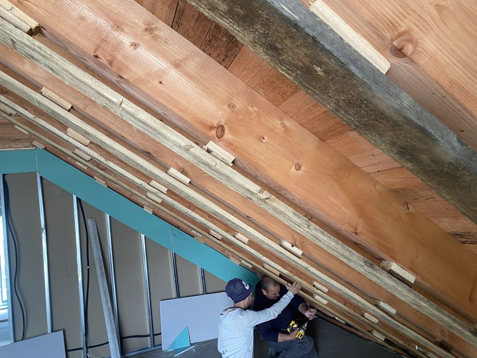 Izolatii cu fibra de celuloza