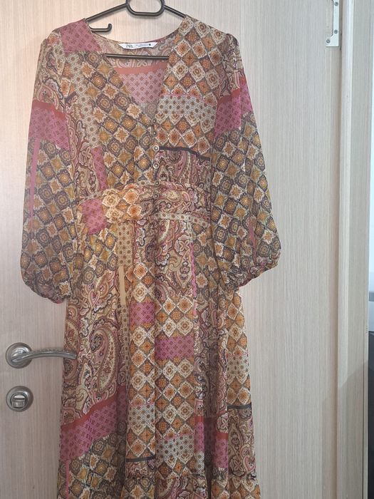 Продаю платье Zara